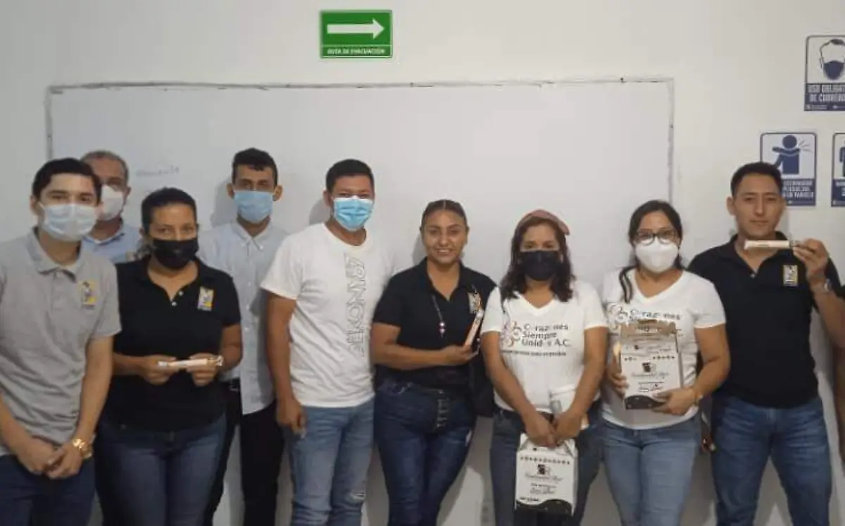 Estudiantes de Tampico se unen a la campaña contra el cáncer 